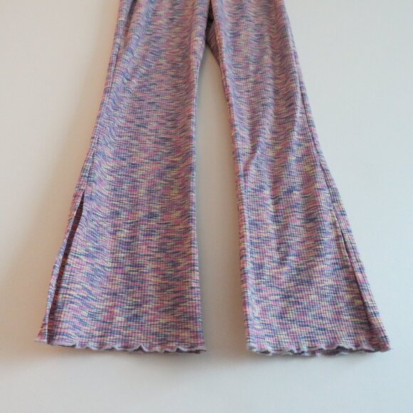 LISA SAYS GAH Josie Pant Ribbed Split Lettuce Hem Spacedye in Berry - Size M - Picture 11 of 13